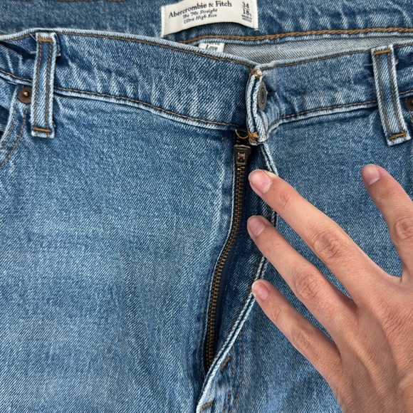 A&F 90s straight ultra high rise light curve love medium wash denim jeans - Picture 4 of 13